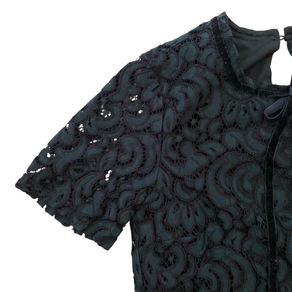 Black and dark green lace minidress with velvet bow,‎ size small - Picture 4 of 7